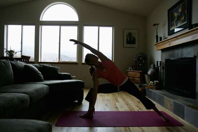 emily-cook-ski-yoga.jpg